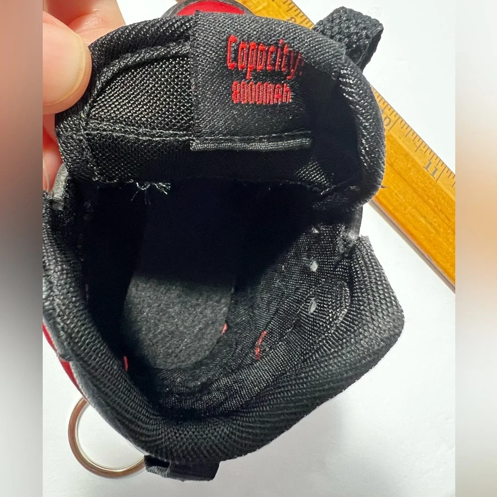 3D Mini Sneaker Keychain Black Red Chicago Style with novelty‎ box